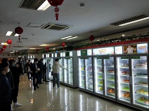 鲜为客无人果蔬机席卷一二线城市 无人零售的“新鲜革命”如何改变菜篮子